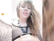 Vanilla_sexy сосет дилдо пока муж имеет ее сзади