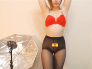 NaomiBea попка в колготках