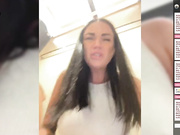 KROSHKA_N сквирт в примерочной