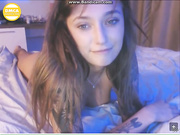 Webcamslut красиво мастурбирует