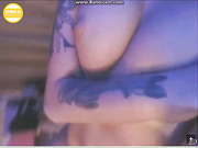 Webcamslut красиво мастурбирует