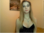 babygold33 ласкает себя в привате