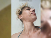 Crazy_Angel  сосет дилдо