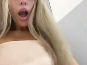 Blondinochkaa
