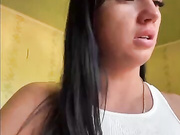 KROSHKA_N успевает сквиртить до прихода строителя