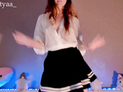 KittySpice dancing