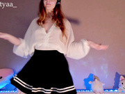 KittySpice dancing