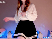 KittySpice dancing