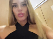 Blondinochkaa