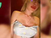 Likachkaa Отодвинула трусики рачком