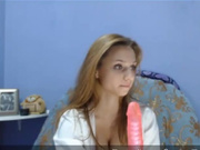 Klarasmile показывает киску