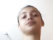 МОЛОДАЯ ДЕВИЦА.