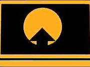 ДЕВКА ДОЛБИТ СВОЙ АНАЛ.