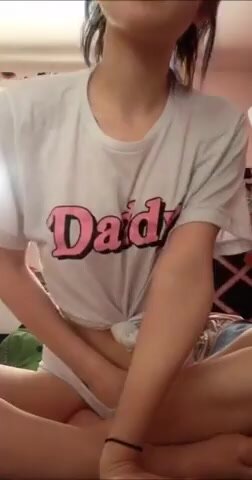 МОЛОДАЯ ДЕВКА.