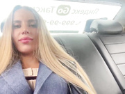 Blondinochkaa