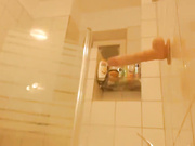 ДЕВИЦА В ДУШЕ.