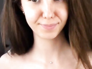 МОЛОДАЯ ДЕВИЦА.