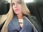 Blondinochkaa
