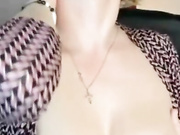 ЗРЕЛАЯ ДЕВИЦА ДРОЧИТ.