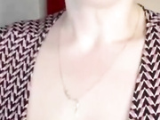 ЗРЕЛАЯ ДЕВИЦА ДРОЧИТ.