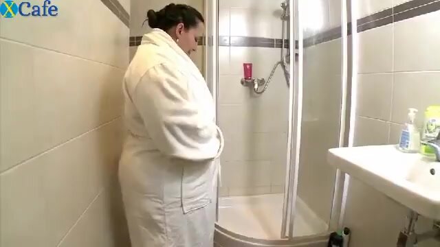 ПЫШКА В ДУШЕ.