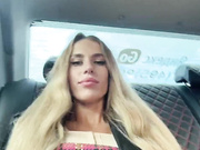 Blondinochkaa