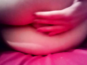 КИРА ЛАСКАЕТ.