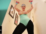 ДЕВАХА ДРОЧИТ.