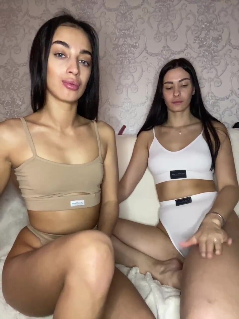 black-lexi1