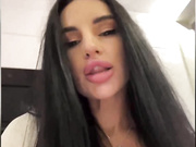 Brunettkaaa (sweetkira25)