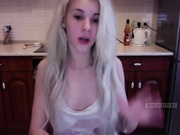 CrystalSsexy ("вечно молодая, вечно пьяная")