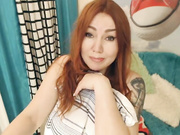 goodWitch в черных чулках