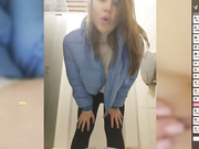 YourGo0dGirl в туалете