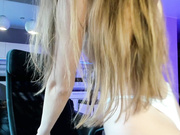 coy_amina_