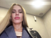 Blondinochkaa