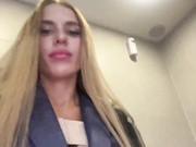 Blondinochkaa