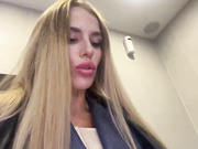Blondinochkaa