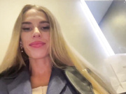 Blondinochkaa