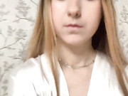 sweet-tea ,новая красотка трахает себя