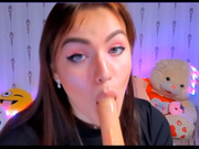 HotKittyaa с дилдо