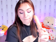 HotKittyaa с дилдо