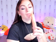 HotKittyaa с дилдо