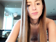 coy_amina_