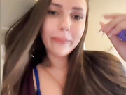 Syka001 - ласкает киску через трусики ©