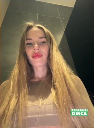 Blondinochkaa