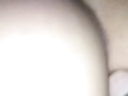 Шлюха сосет