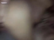 Шлюха сосет