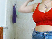 Angiefaith takes shower 2022-08-01_03-57-02