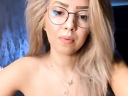 AmelieBlossom бесплатное вебкам шоу и XXX чат _ xHamsterLive 2023-02-12 07_49