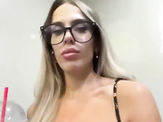 Blondinochkaa